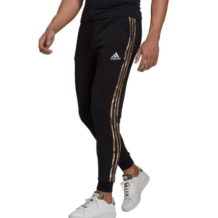 Φωτογραφία προϊόντος: ADIDAS ESSENTIALS FLEECE CAMO-PRINT PANTS