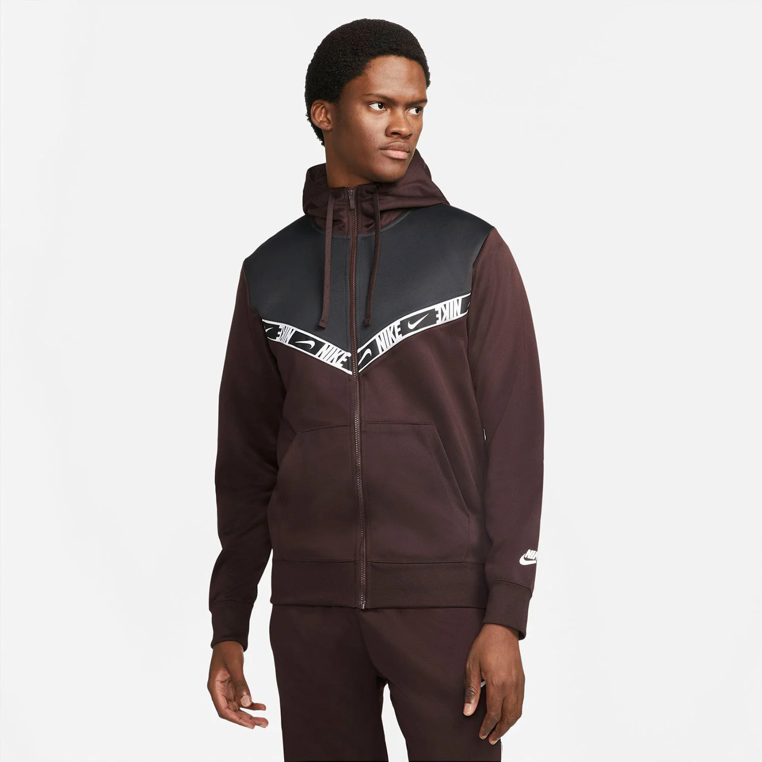 Φωτογραφία προϊόντος: NIKE SPORTSWEAR FULL-ZIP HOODIE ΚΑΦΕ