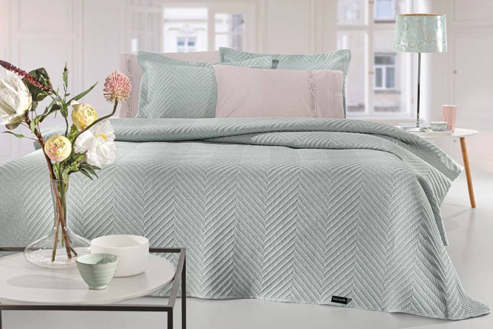 Φωτογραφία προϊόντος: ΣΕΤ ΚΟΥΒΕΡΛΙ KING SIZE (250×240) ΜΕ ΜΑΞΙΛΑΡΟΘΗΚΗ (50×50) HAMPTONS MINT GUY LAROCHE