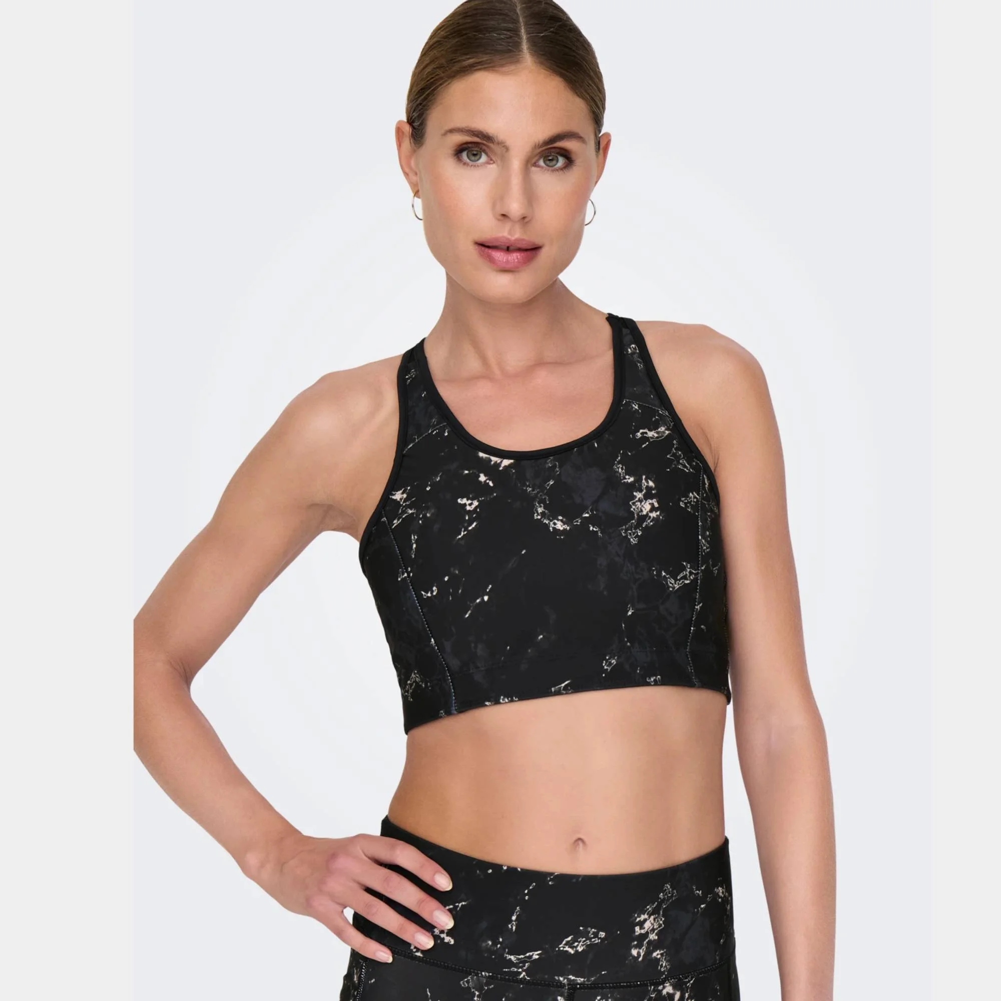 Φωτογραφία προϊόντος: ONLY PLAY SPACE REVERSE SPORTS BRA - BLACK - 176068-15324415-BLACK