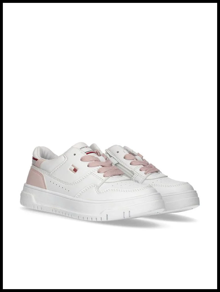 Φωτογραφία προϊόντος: TOMMY HILFIGER ΓΥΝΑΙΚΕΙΟ SNEAKER LOW CUT LACE-UP T3A9-33211-1355 SS24, ΛΕΥΚΟ, Γυναίκα