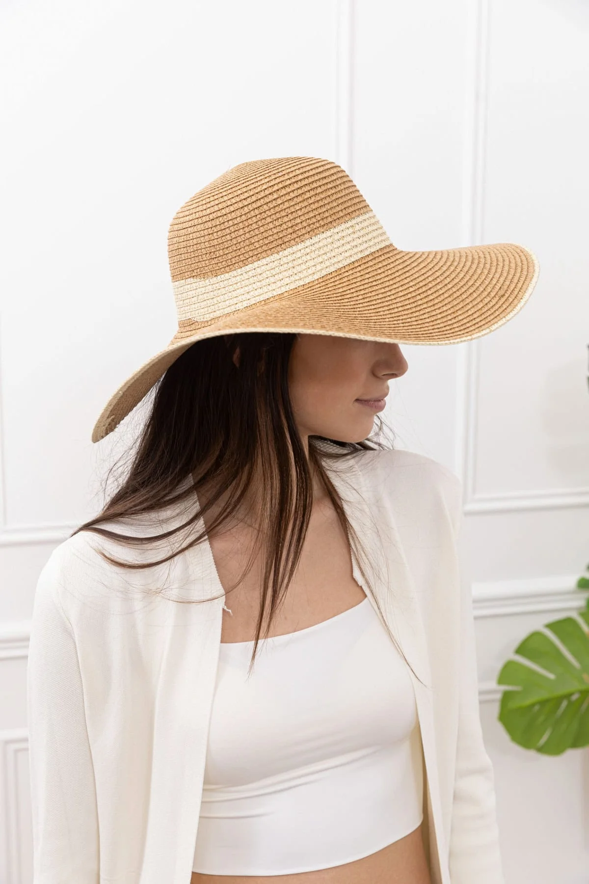 Φωτογραφία προϊόντος: Lysea Sandy Brown Bucket Hat: Καφέ Ψάθινο Καπέλο "Ψαρά"