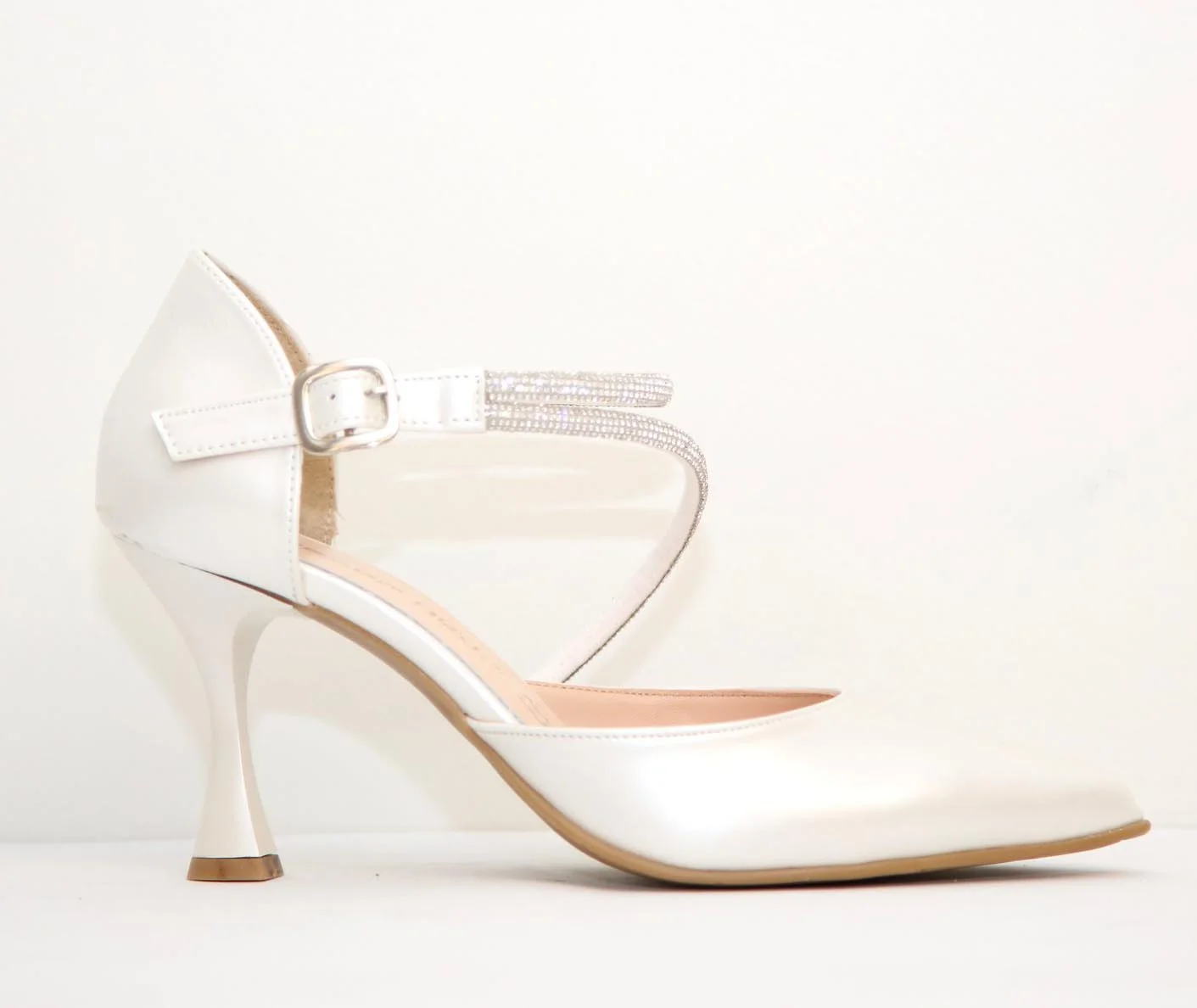 Φωτογραφία προϊόντος: Anteos Shoes 0780 Γυναικεία Γόβα Eco σε Ιβουάρ Πέρλα χρώμα