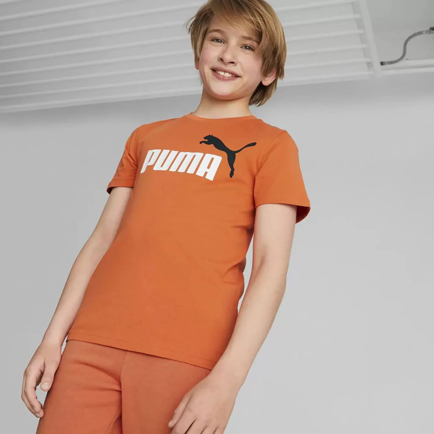 Φωτογραφία προϊόντος: BOY'S PUMA ESSENTIALS+ TWO-TONE LOGO T-SHIRT ΠΟΡΤΟΚΑΛΙ