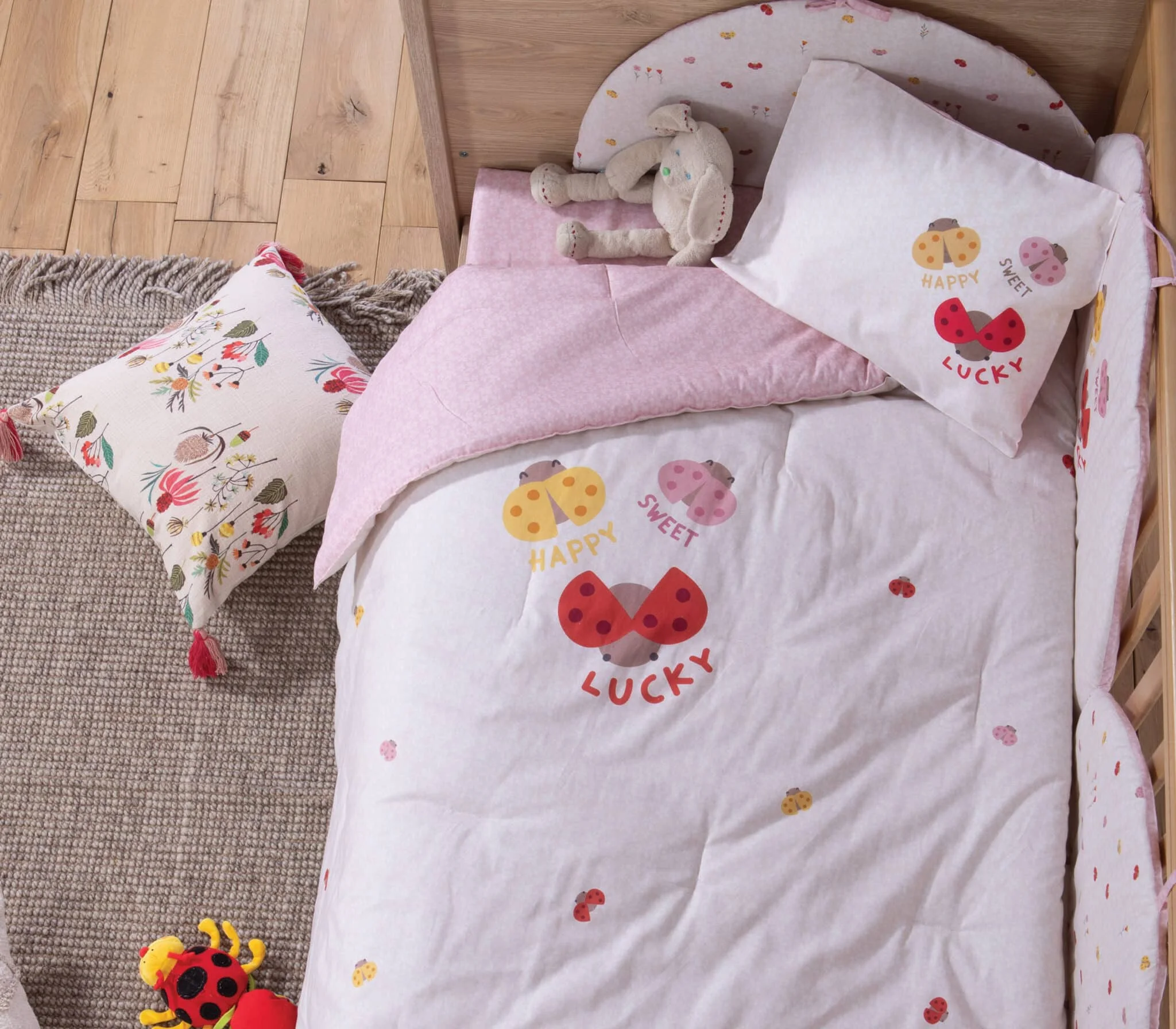 Φωτογραφία προϊόντος: ΒΡΕΦΙΚΟ ΚΟΥΒΕΡΛΙ LADY BUG 110Χ140 NEF-NEF HOMEWARE