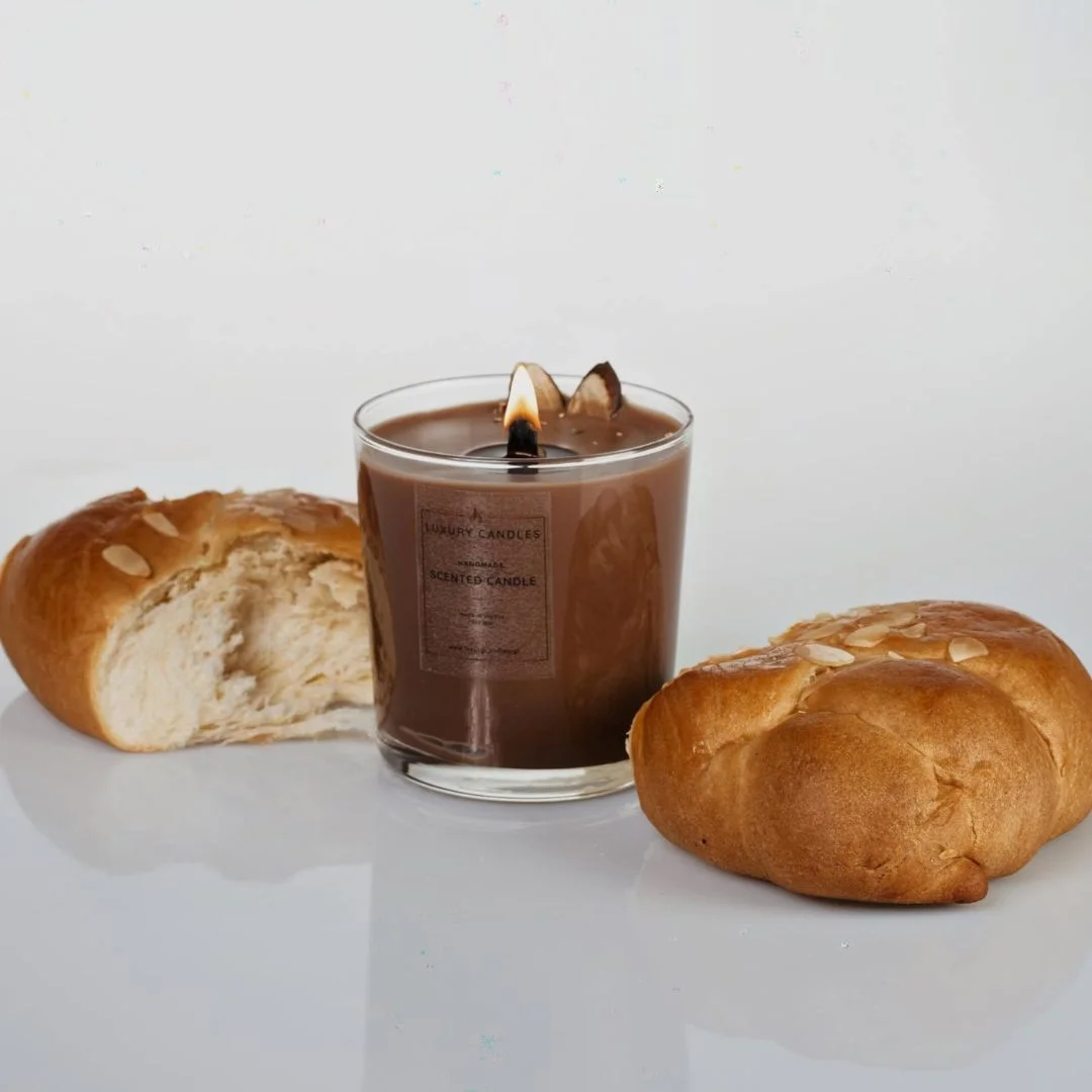 Φωτογραφία προϊόντος: Luxury Candles, Χειροποίητο 060100 Luxury Candles Χειροποίητο διακοσμητικό αρωματικό κερί σόγιας Τσουρέκι