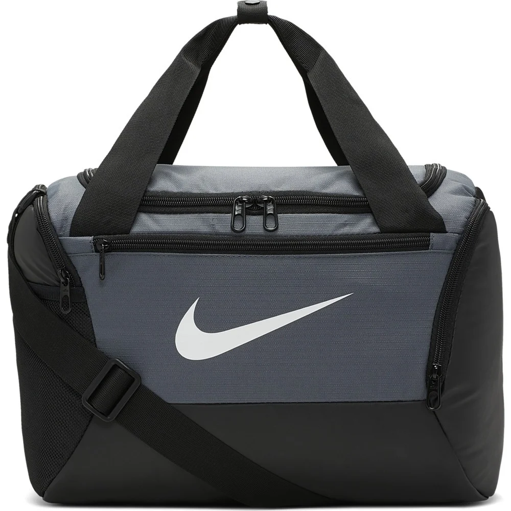 Φωτογραφία προϊόντος: Nike Brasilia Σάκος Γυμναστηρίου BA5961-026 ΓΚΡΙ