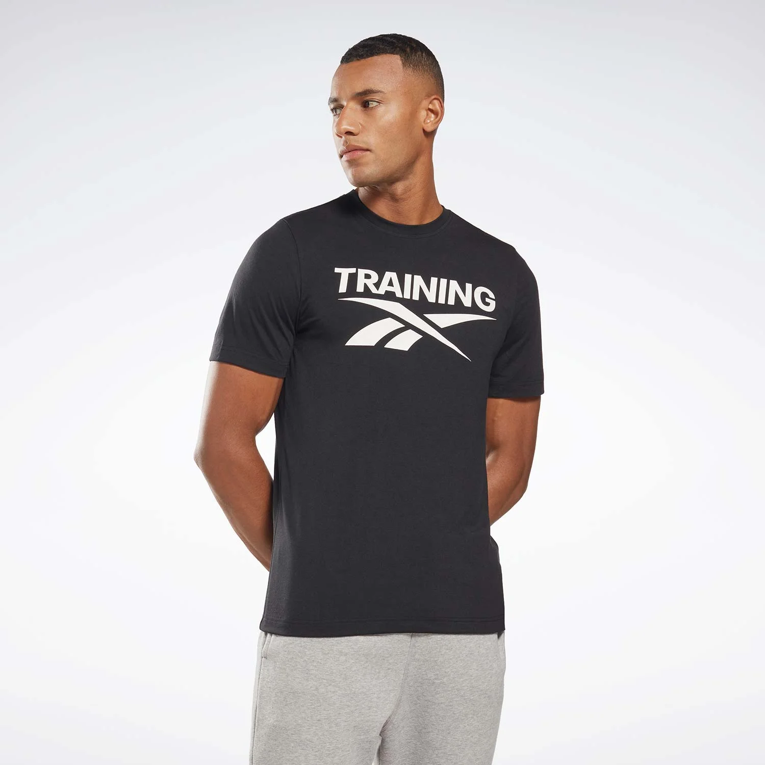 Φωτογραφία προϊόντος: REEBOK SPORT GRAPHIC SERIES TRAINING VECTOR T-SHIRT ΜΑΥΡΟ