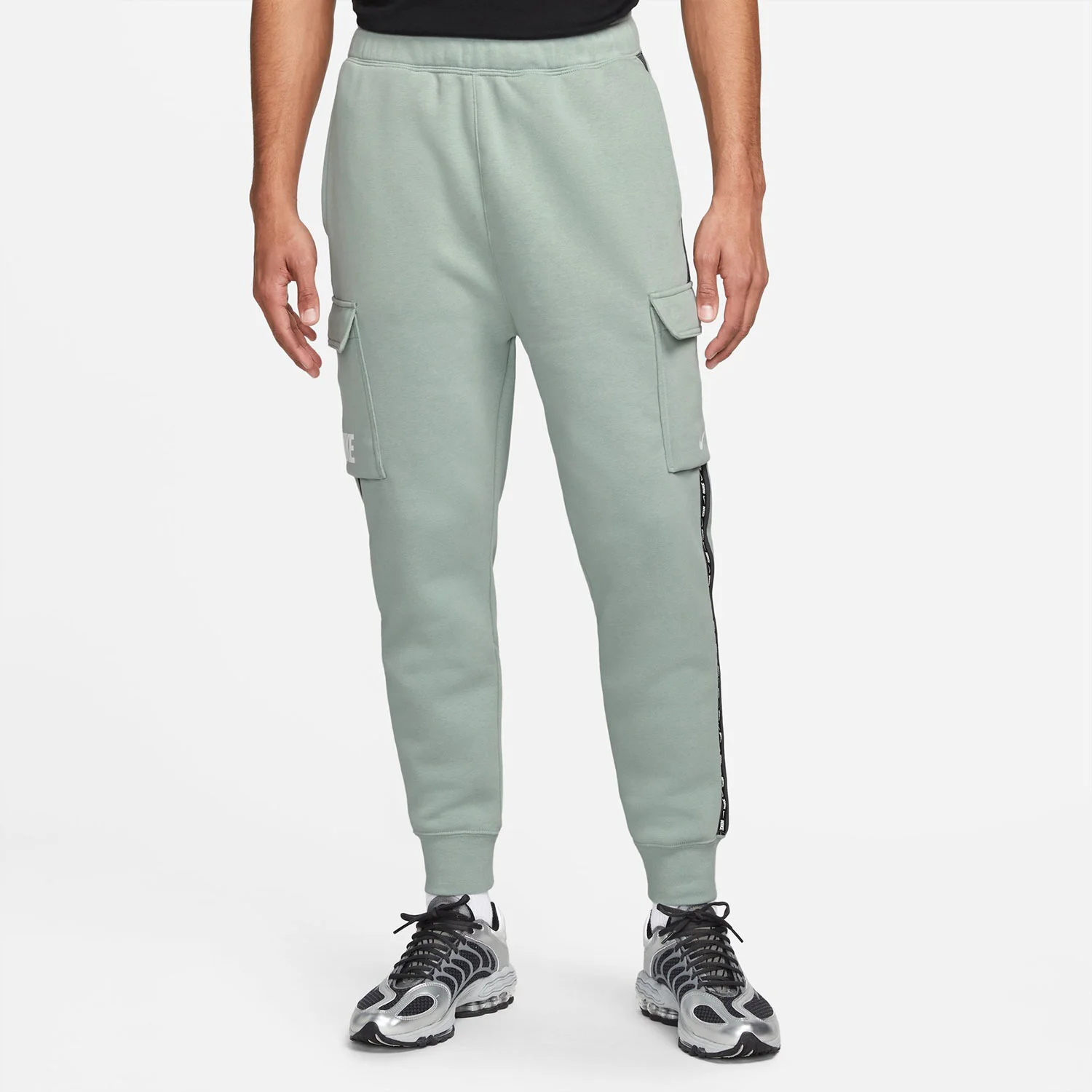 Φωτογραφία προϊόντος: NIKE SPORTSWEAR FLEECE CARGO PANTS ΠΡΑΣΙΝΟ