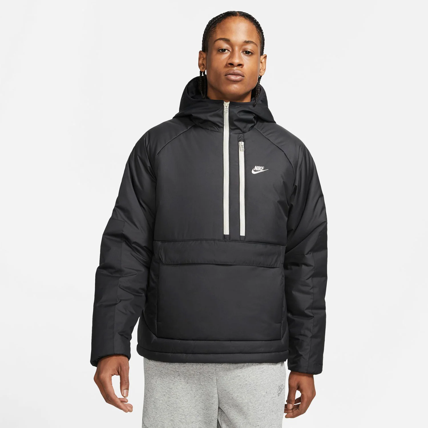 Φωτογραφία προϊόντος: NIKE SPORTSWEAR THERMA-FIT LEGACY HOODED ANORAK ΜΑΥΡΟ