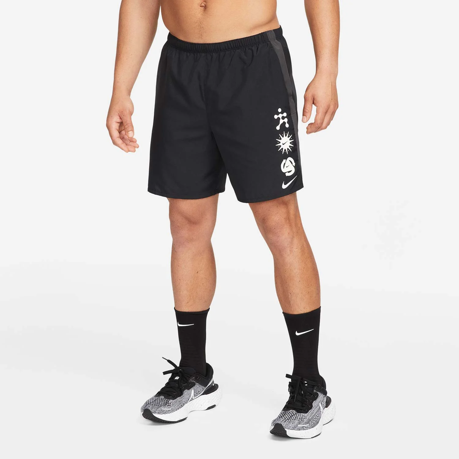 Φωτογραφία προϊόντος: NIKE DRI-FIT WILD RUN CHALLENGER 7" RUNNING SHORTS ΜΑΥΡΟ