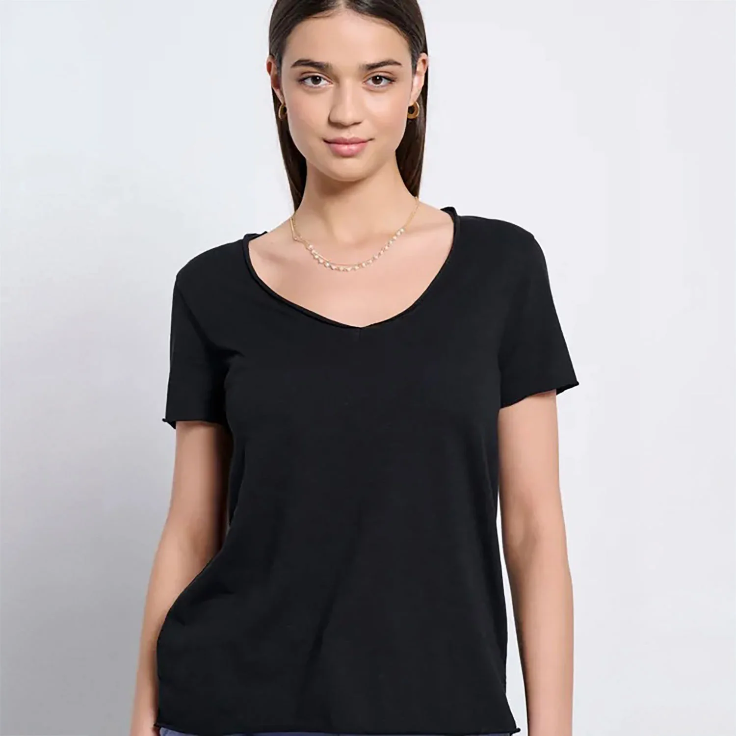Φωτογραφία προϊόντος: BODY TALK BDTK V-NECK LOOSE T-SHIRT ΜΑΥΡΟ