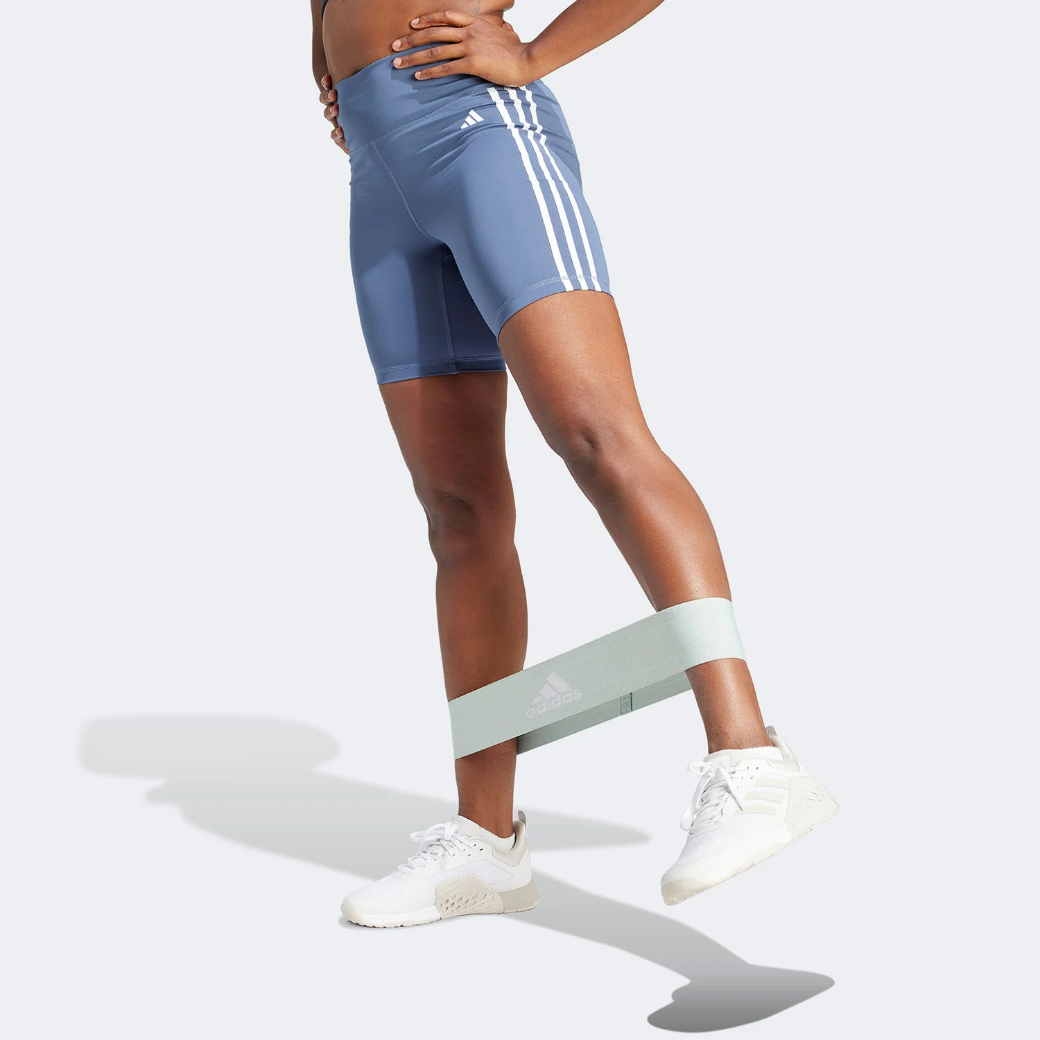 Φωτογραφία προϊόντος: ADIDAS PERFORMANCE ADIDAS TRAINING ESSENTIALS 3-STRIPES HIGH-WAISTED SHORT LEGGINGS ΜΠΛΕ