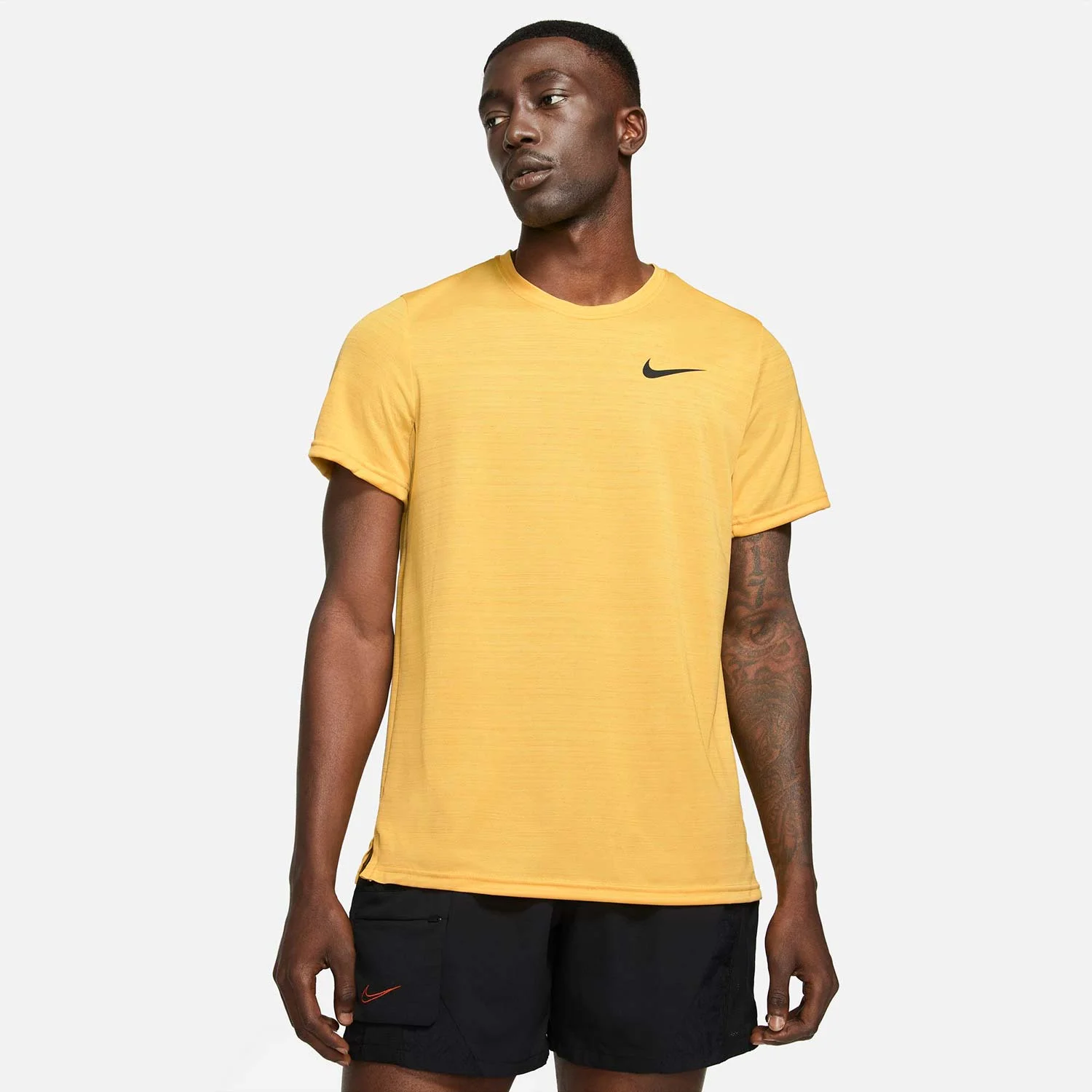 Φωτογραφία προϊόντος: NIKE DRI-FIT SUPERSET TRAINING T-SHIRT ΚΙΤΡΙΝΟ