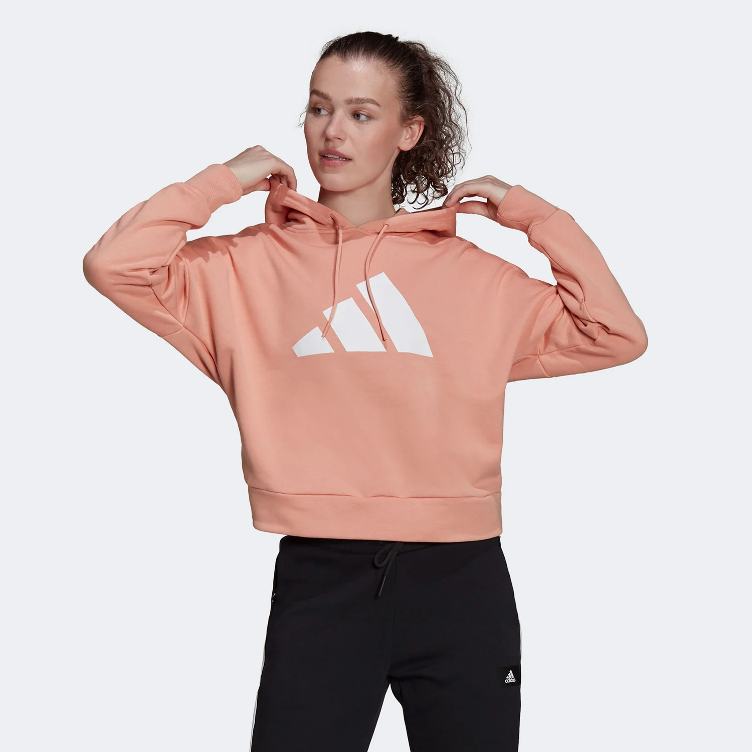 Φωτογραφία προϊόντος: ADIDAS PERFORMANCE SPORTSWEAR FUTURE ICONS HOODIE ΡΟΖ