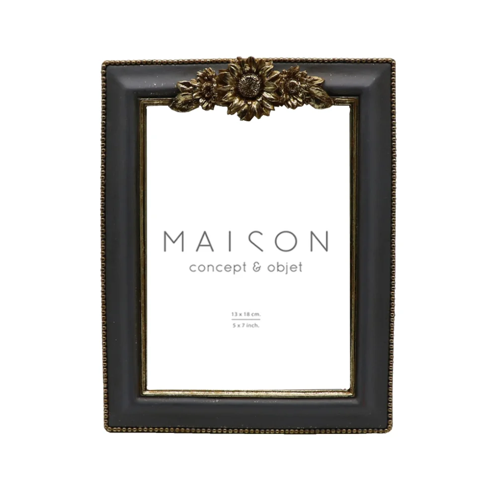 Φωτογραφία προϊόντος: Liberta CORONET ΚΟΡΝΙΖΑ 17x2x22cm POLYRESIN ΓΚΡΙ ΧΡΥΣΟ ΓΥΑΛΙ - POLYRESIN - ΓΥΑΛΙ - 17Μx2Πx22Υ