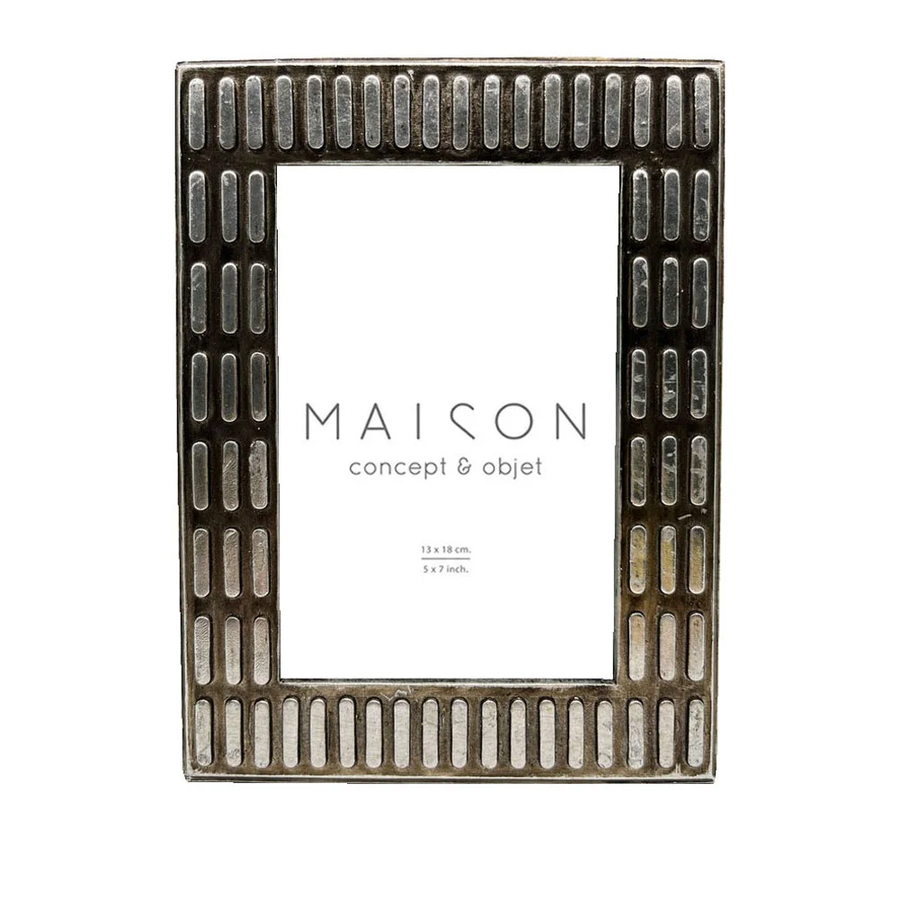Φωτογραφία προϊόντος: Liberta JAYLEN ΚΟΡΝΙΖΑ 18x2x23cm POLYRESIN ΑΣΗΜΙ ΓΥΑΛΙ - POLYRESIN - ΓΥΑΛΙ - 18Μx2Πx23Υ