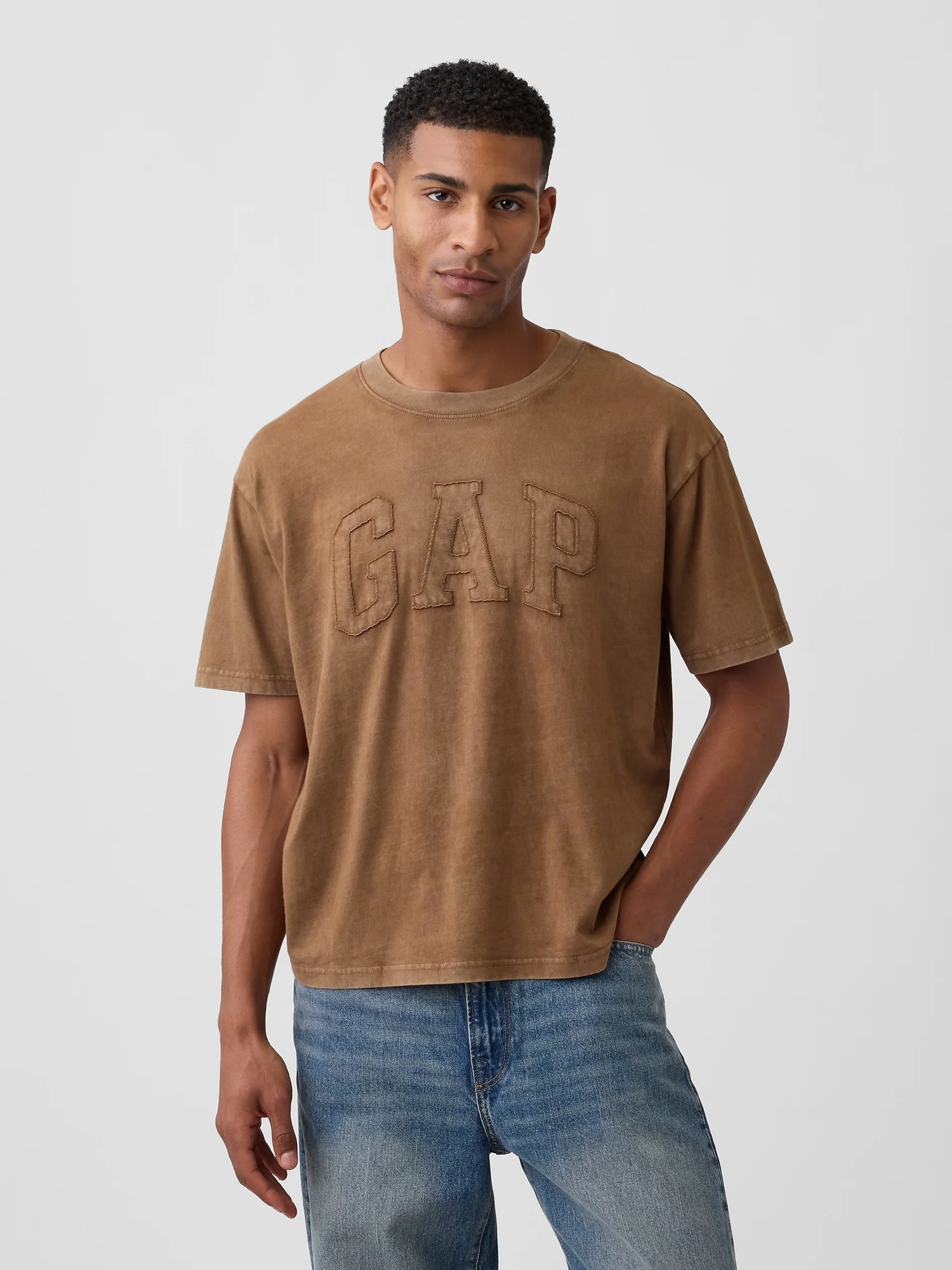Φωτογραφία προϊόντος: GAP Ανδρική Μπλούζα Everyday Soft σε Boxy Γραμμή με Λογότυπο Buffalo