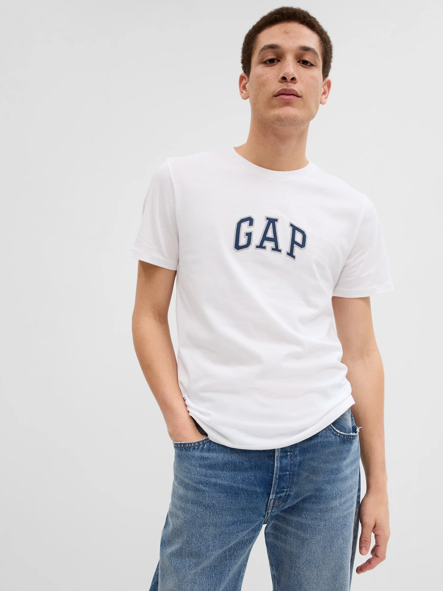 Φωτογραφία προϊόντος: Ανδρική Μπλούζα με Gap Arch Λογότυπο white