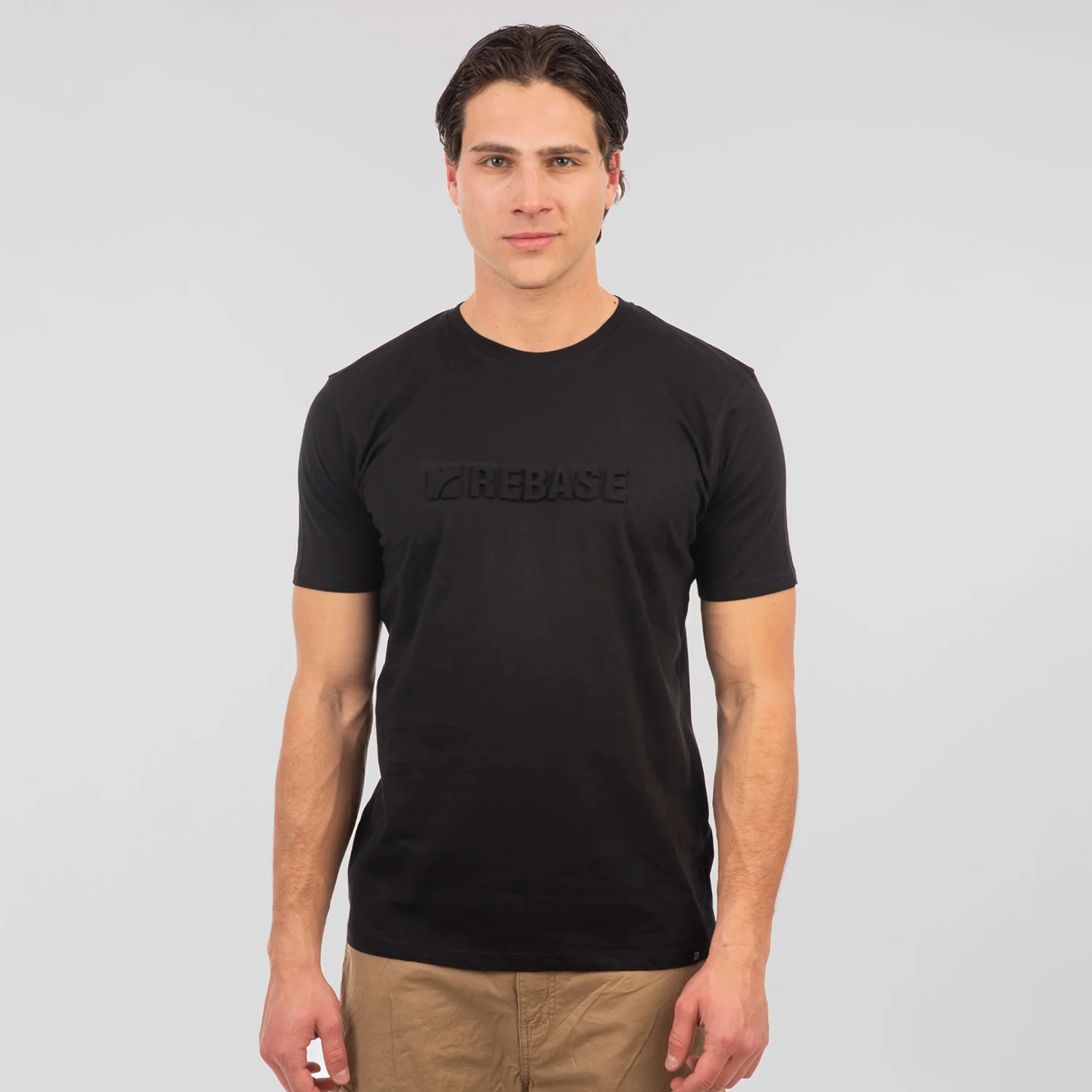 Φωτογραφία προϊόντος: REBASE EMBOSSED LOGO T-SHIRT ΜΑΥΡΟ