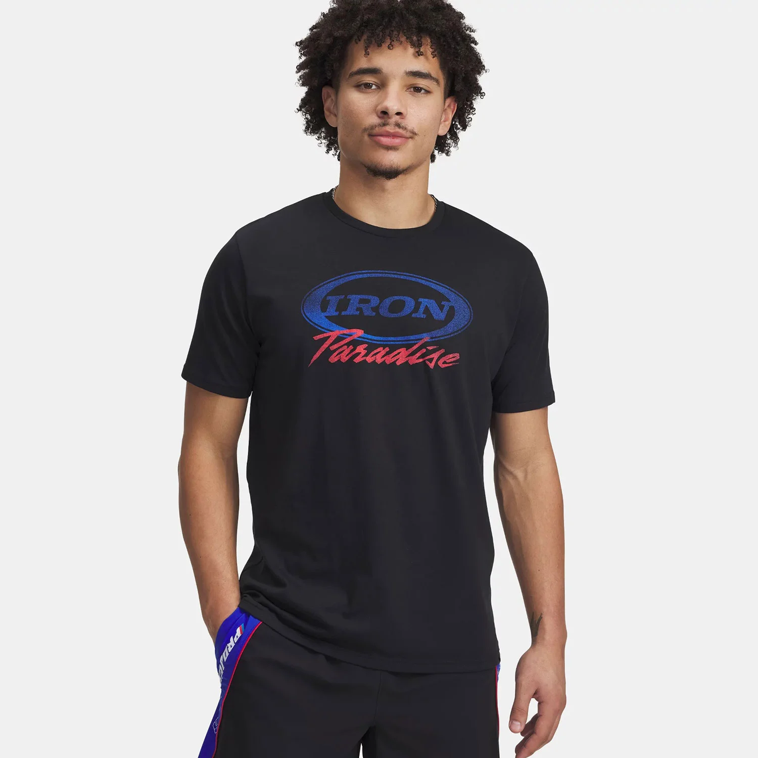 Φωτογραφία προϊόντος: UNDER ARMOUR PROJECT ROCK IRON GRAPHIC T-SHIRT ΜΑΥΡΟ