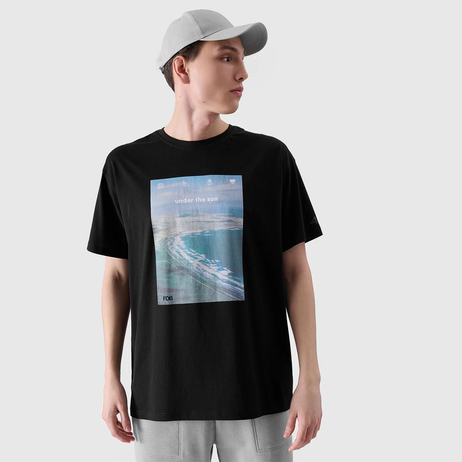 Φωτογραφία προϊόντος: 4F MEN'S REGULAR T-SHIRT WITH PRINT ΜΑΥΡΟ