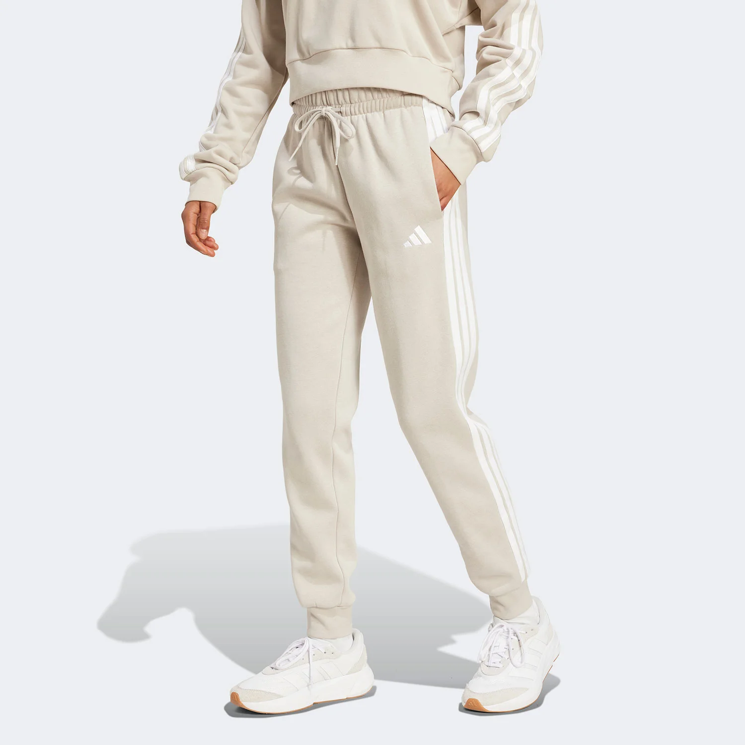 Φωτογραφία προϊόντος: ADIDAS PERFORMANCE ADIDAS ESSENTIALS 3-STRIPES FLEECE PANTS ΜΠΕΖ