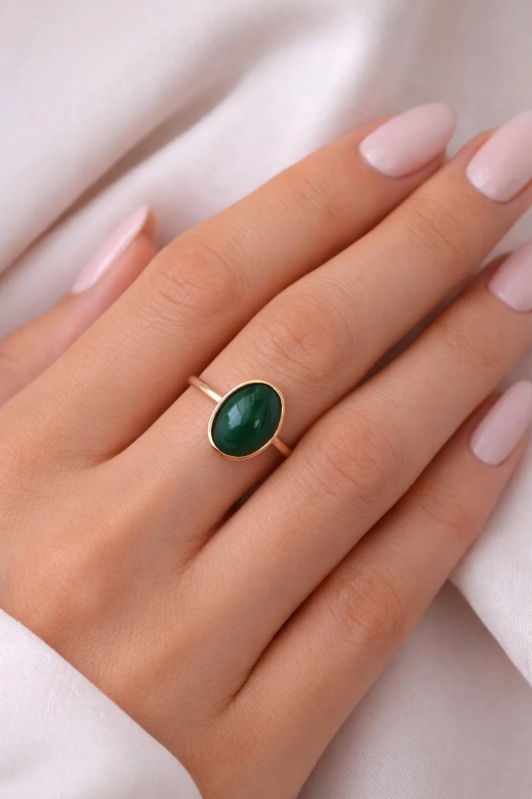 Φωτογραφία προϊόντος: ELUNA Adjustable Green Gem Gold Ring-Ρυθμιζόμενο Δαχτυλίδι Χρυσού Τόνου με Πράσινη Πέτρα