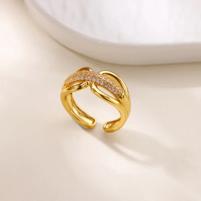 Φωτογραφία προϊόντος: Peach Jewelry Δαχτυλίδι Κομψό Στυλ Χρυσό Γεωμετρικό Από Ανοξείδωτο Ατσάλι Με Ζιρκόνια Ρυθμιζόμενο