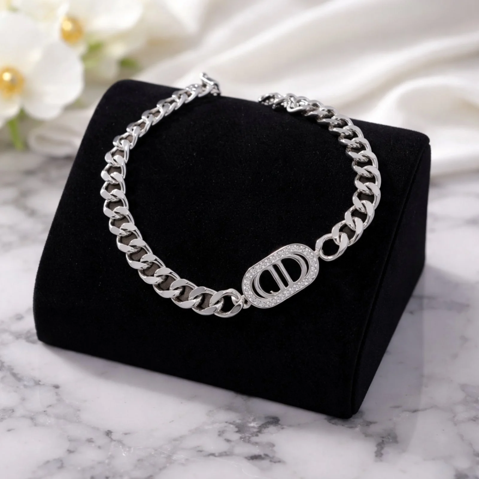 Φωτογραφία προϊόντος: ELUNA Dior Silver Chain Γυναικείο Βραχιόλι Αλυσίδα Ασημί