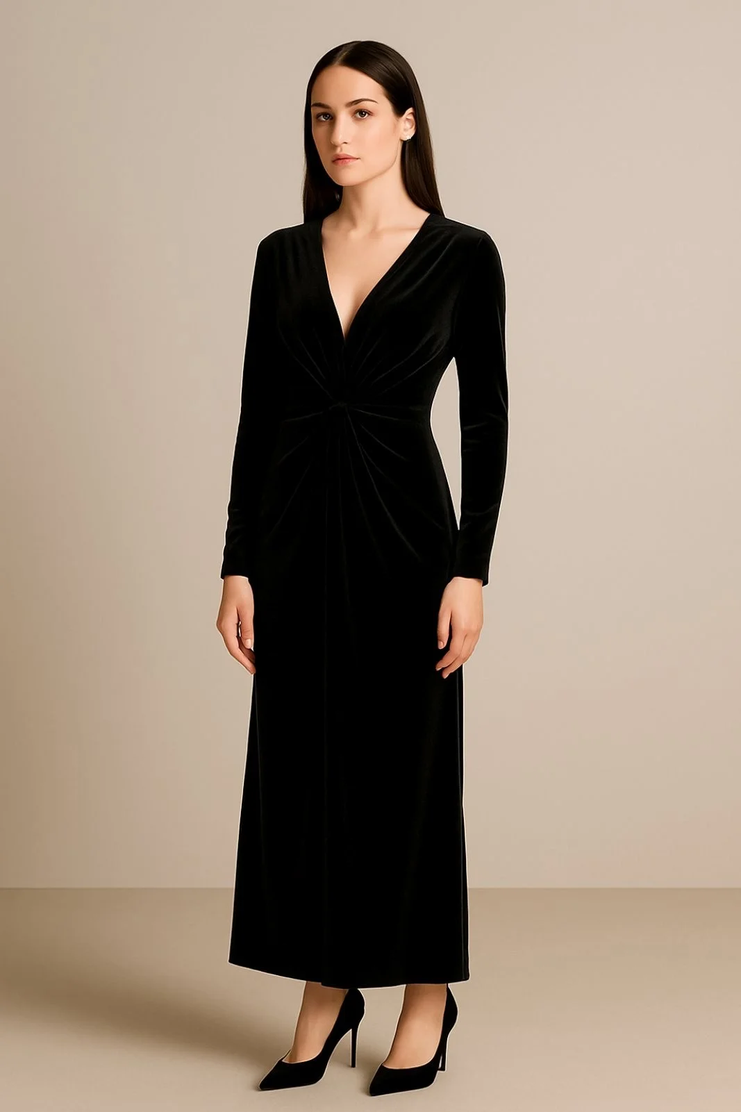 Φωτογραφία προϊόντος: ELUNA Velvet MaxiDress Βελούδινο Φόρεμα με V σε Μάυρο