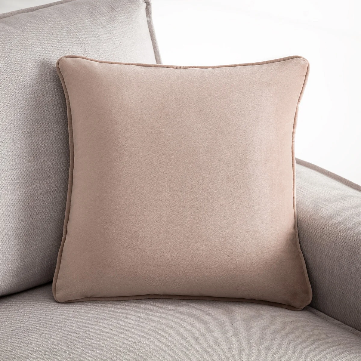 Φωτογραφία προϊόντος: Μαξιλαροθήκη 43x43cm GOFIS HOME Winter Shell Beige 711/ 47