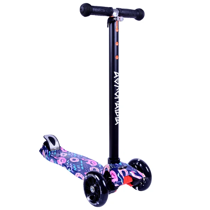 Φωτογραφία προϊόντος: ΑΘΛΟΠΑΙΔΙΑ 3K ΠΑΤΙΝΙ SCOOTER ΤΡΙΤΡΟΧΟ ΜΕ ΦΩΤΙΖΟΜΕΝΑ ΡΟΔΑΚΙΑ ΜΑΥΡΟ