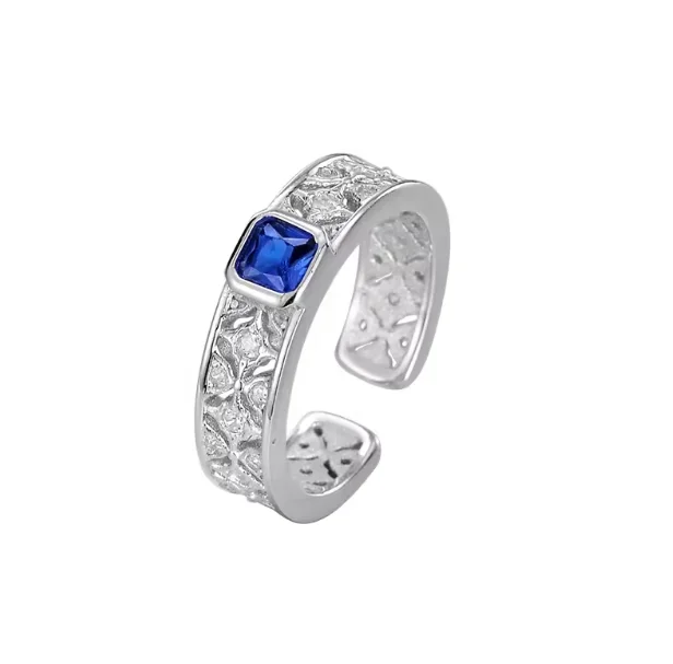 Φωτογραφία προϊόντος: Peach Jewelry Isabella Δαχτυλίδι Ασήμι 925 Ρόδιο Με Άσπρο Ζιρκόν Και Μπλε Κρύσταλλο