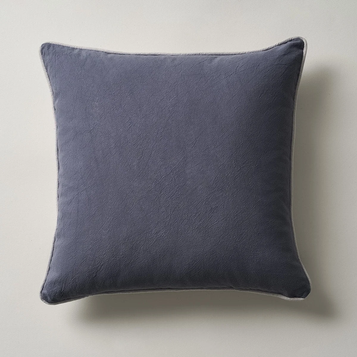 Φωτογραφία προϊόντος: Μαξιλαροθήκη 43x43cm GOFIS HOME Valerie Night Blue 381