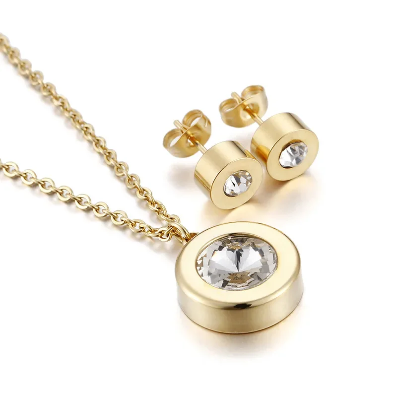 Φωτογραφία προϊόντος: Peach Jewelry Σετ Κυκλικό Κολιέ Και Σκουλαρίκια Stud Με Λευκό Κρύσταλλο Ανοξείδωτο Ατσάλι 316 Επιχρυσωμένο