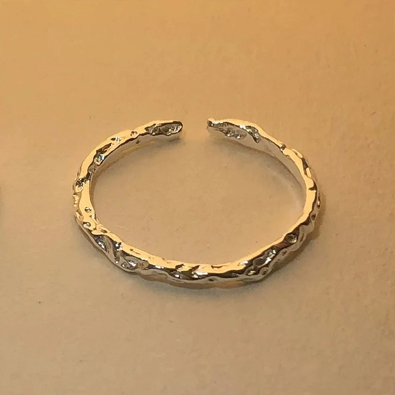 Φωτογραφία προϊόντος: Peach Jewelry Peach Δαχτυλίδι Ασημι 925 Symbol Βεράκι Ανάγλυφο