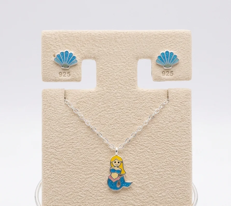 Φωτογραφία προϊόντος: Peach Jewelry Παιδικό Σετ Γοργόνα & Κοχύλια Ασήμι 925 με Σμάλτο (Κολιέ & Σκουλαρίκια)