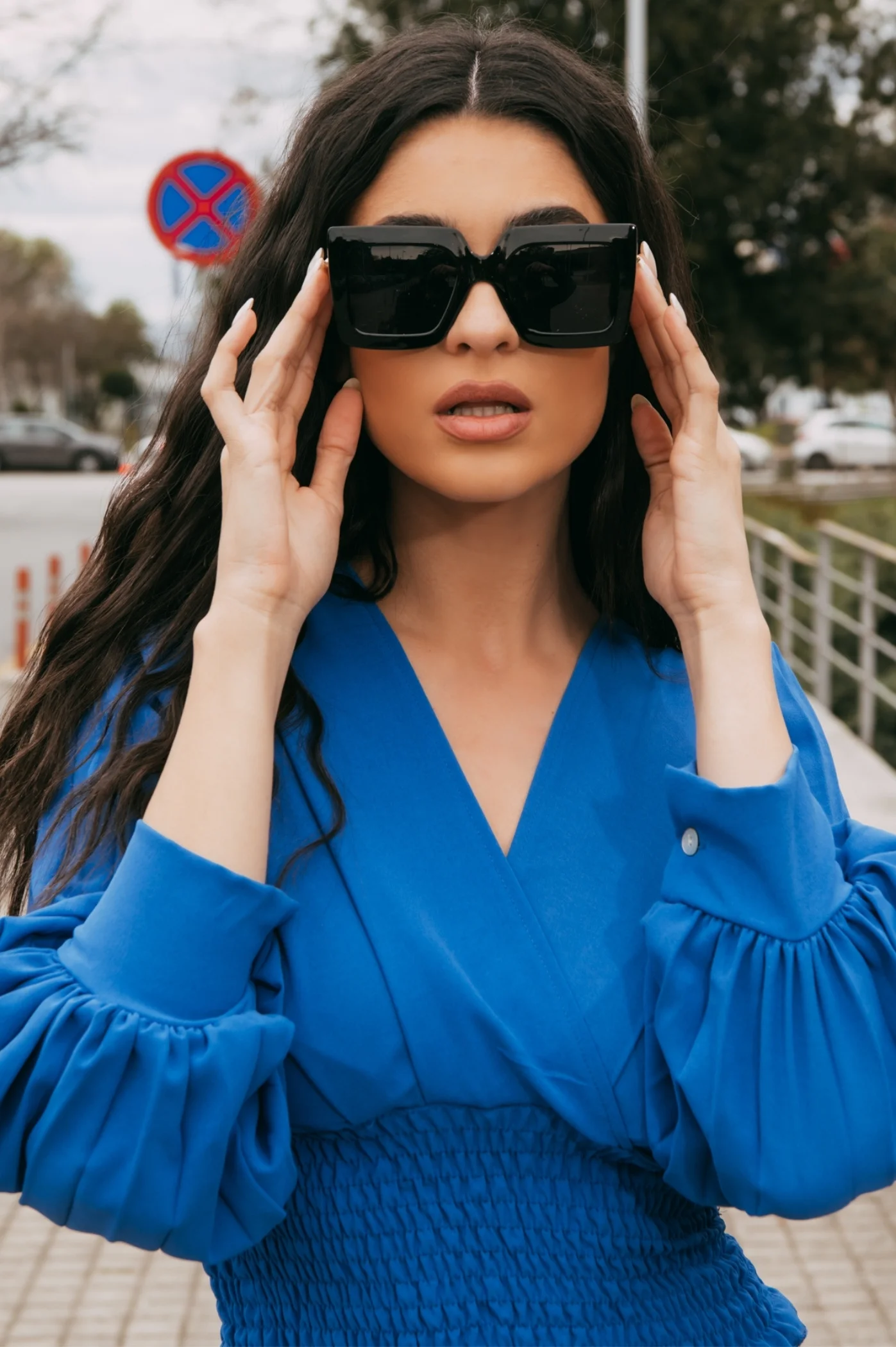 Φωτογραφία προϊόντος: Antithesis Clothing Γυαλιά Ηλίου Ariella Με Τετράγωνο Σκελετό - Μαύρο