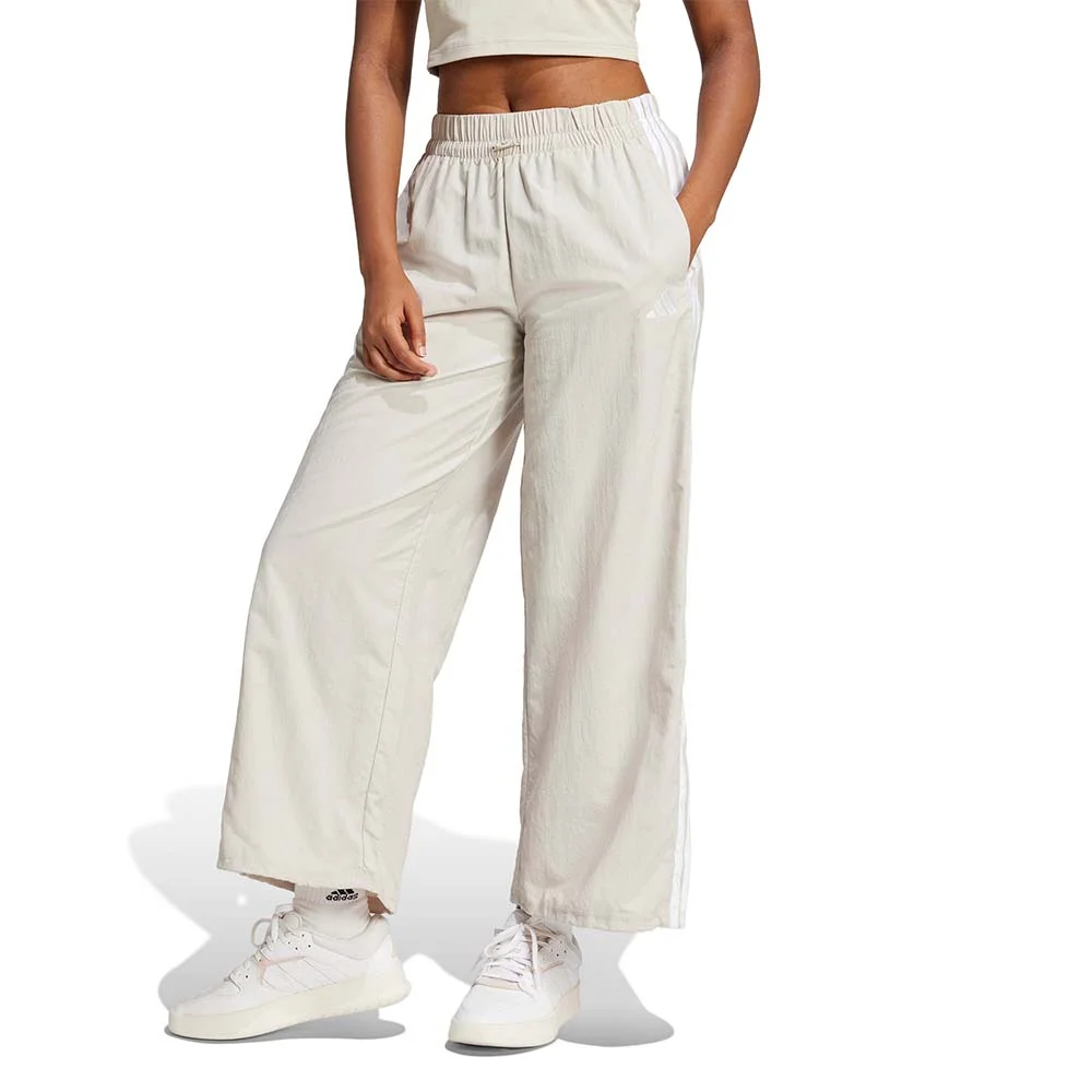 Φωτογραφία προϊόντος: adidas Sportswear Women's 3Stripes Woven Pant Μπεζ JC8168 (adidas Sportswear)