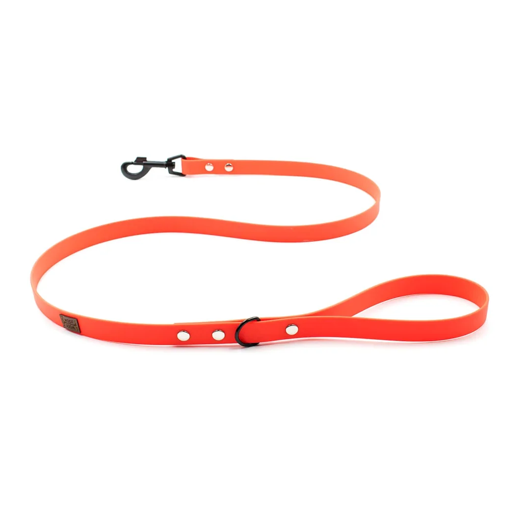 Φωτογραφία προϊόντος: WoofWoof Woof Woof Neon Red Leash Waterproof M/L