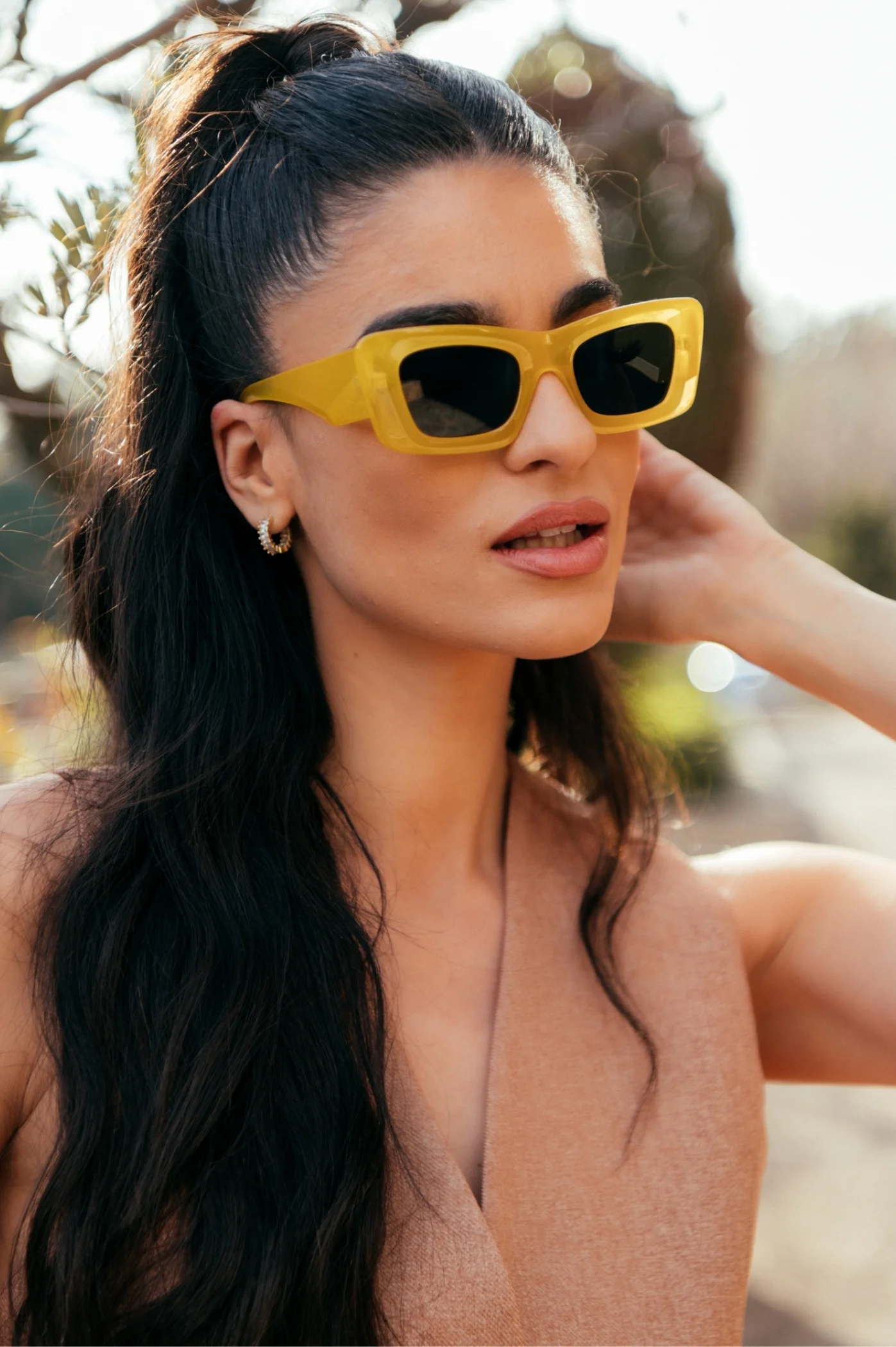 Φωτογραφία προϊόντος: Antithesis Clothing Γυαλιά Ηλίου Missy Με Παραλληλόγραμμο Σκελετό Και Γωνίες - Yellow