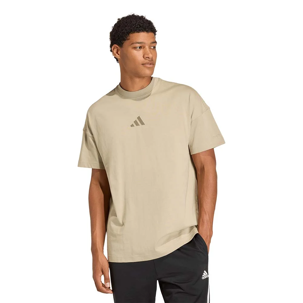 Φωτογραφία προϊόντος: adidas Sportswear Men's All SZN Tee Μπεζ KC3187 (adidas Sportswear)