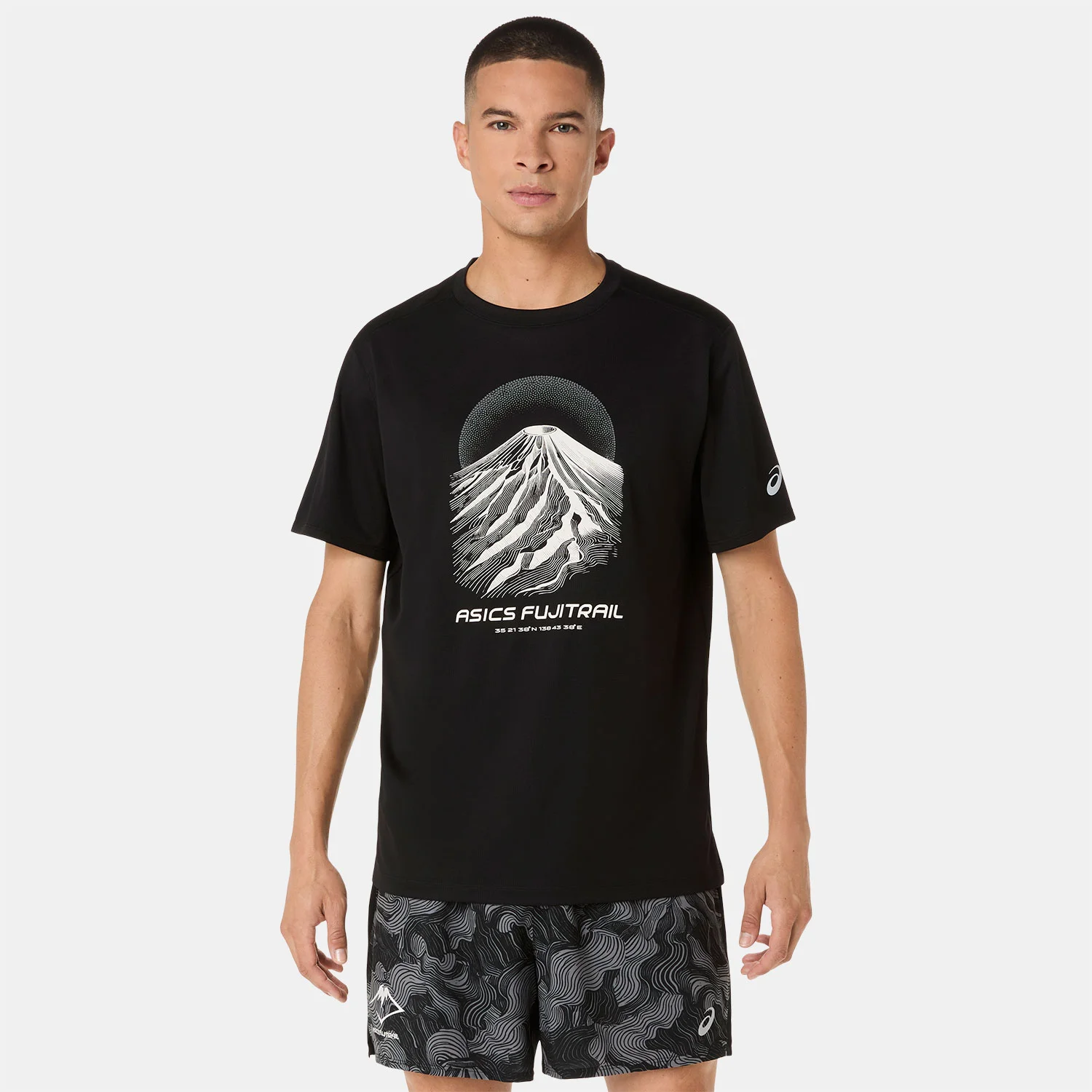 Φωτογραφία προϊόντος: ASICS FUJITRAIL LOGO RUNNING T-SHIRT ΜΑΥΡΟ