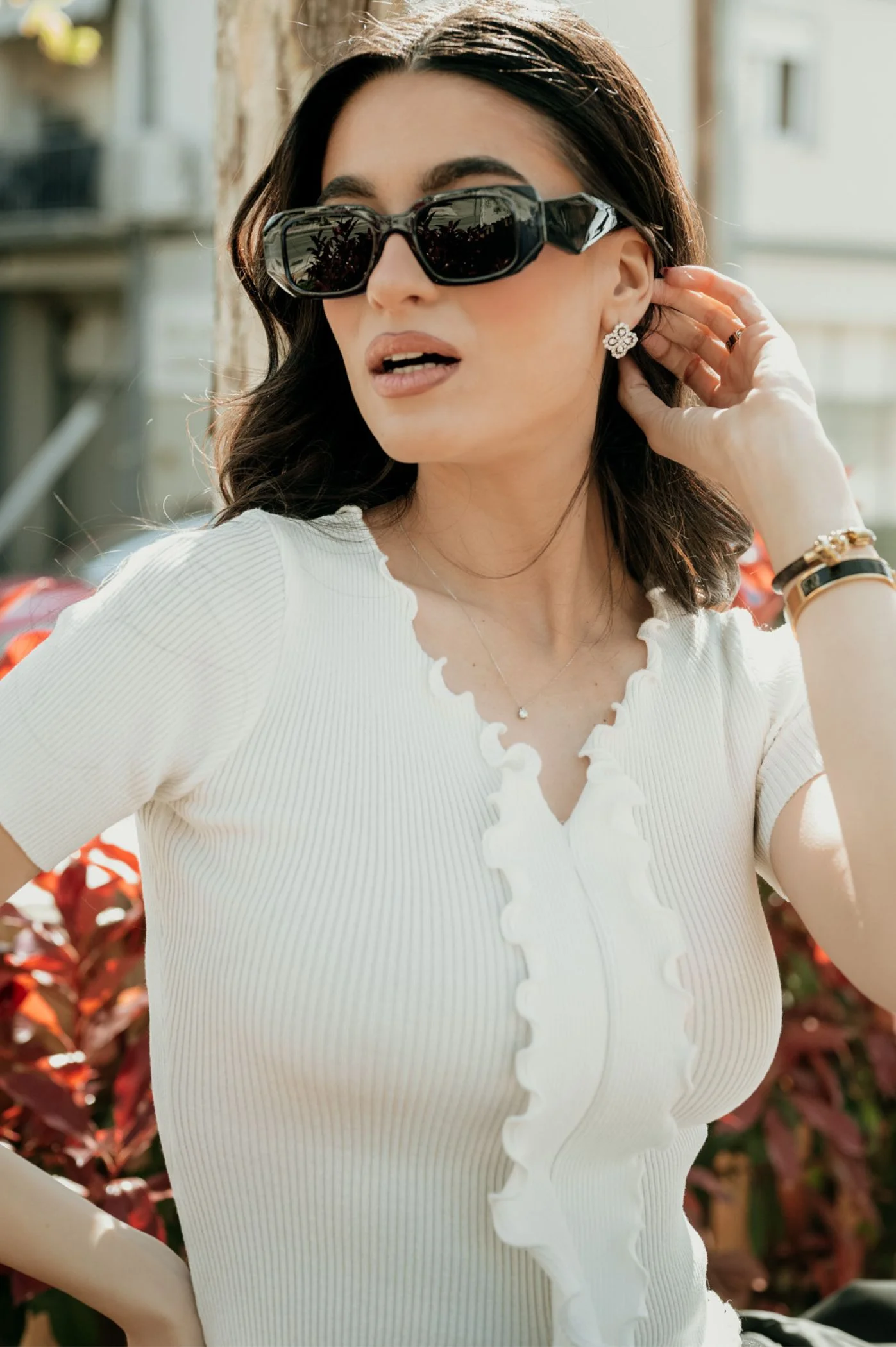 Φωτογραφία προϊόντος: Antithesis Clothing Γυαλιά Ηλίου Tess Με Οβάλ Φακό Και Ιδιαίτερο Κοκκάλινο Σκελετό - Μαύρο
