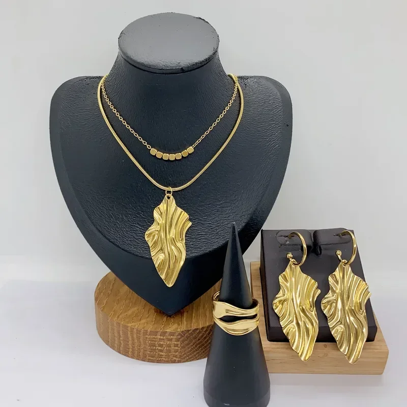 Φωτογραφία προϊόντος: Peach Jewelry Σετ Κοσμημάτων Μοντέρνα Γραμμή Τρίγωνο Γεωμετρικό Από Ανοξείδωτο Ατσάλι 304