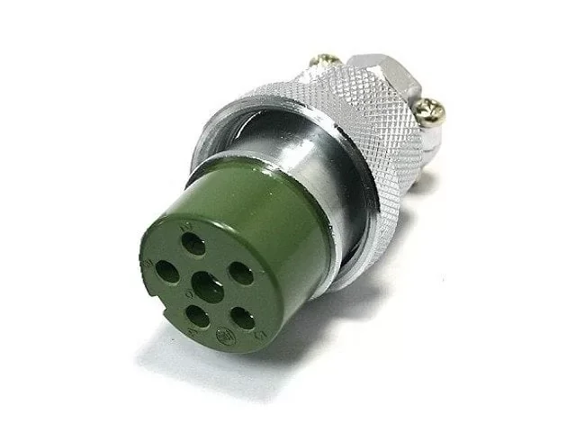 Φωτογραφία προϊόντος: YAESU 6 PIN ROTATOR PLUG FOR G-1000SDX (S81000321)