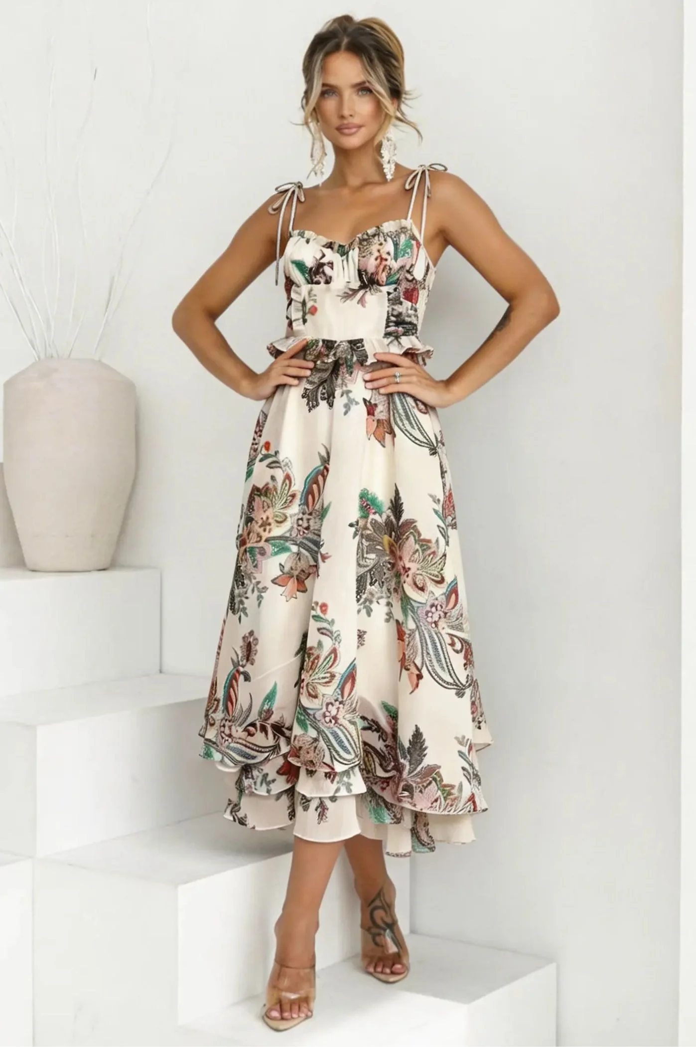 Φωτογραφία προϊόντος: Antithesis Clothing ΦΟΡΕΜΑ MIDI FLORAL ΜΕ ΧΙΑΣΤΙ ΠΛΑΤΗ ΚΑΙ ΔΕΤΕΣ ΤΙΡΑΝΤΕΣ - ΜΠΕΖ