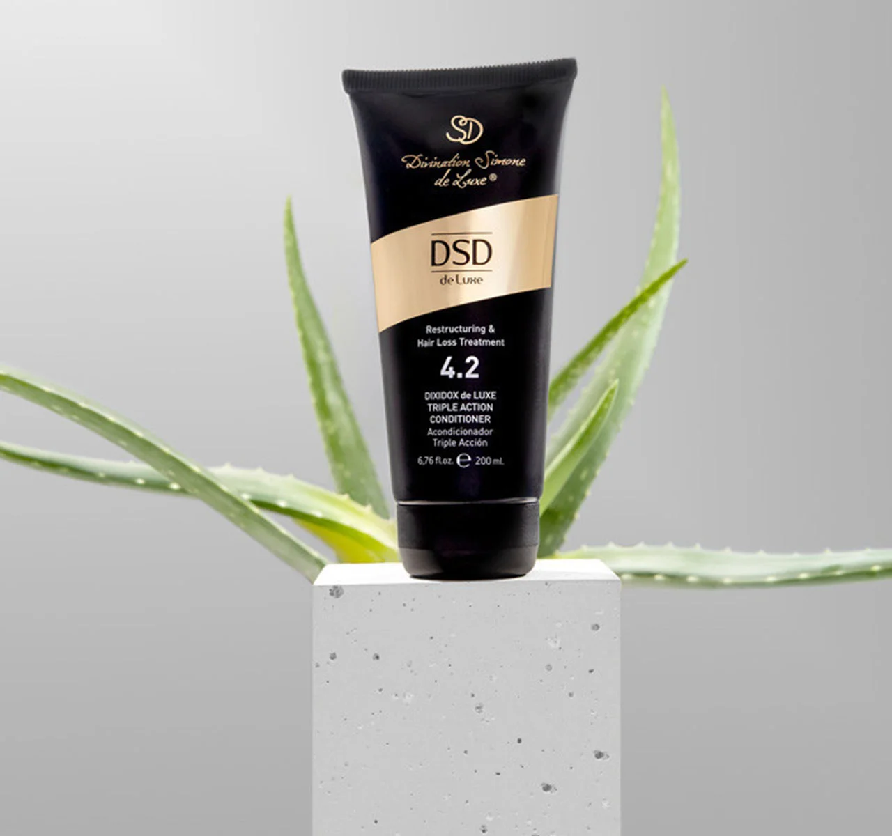 Φωτογραφία προϊόντος: 4.2 DIXIDOX DE LUXE TRIPLE ACTION-CONDITIONER 200 ML DSD DELUXE UNIQUE 4.2 DIXIDOX DE LUXE TRIPLE ACTION-CONDITIONER 200 ML