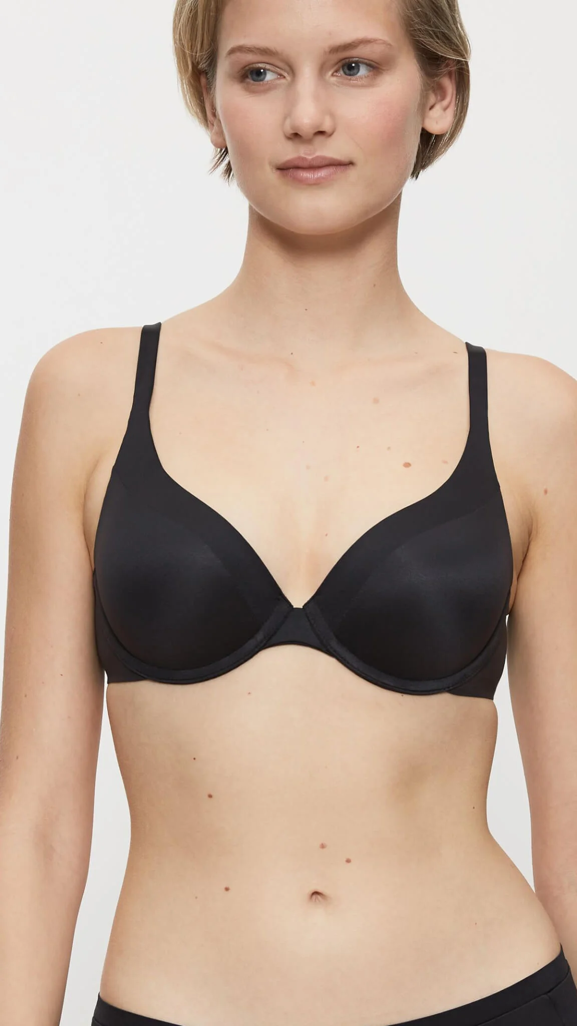Φωτογραφία προϊόντος: TRIUMPH BODY MAKE-UP SOFT TOUCH WHP ΣΟΥΤΙΕΝ, ΜΠΕΖ